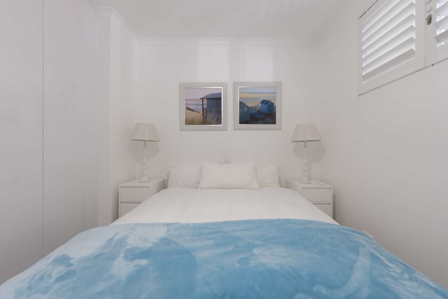 2 Bedroom Property for Sale in Sea Point Western Cape